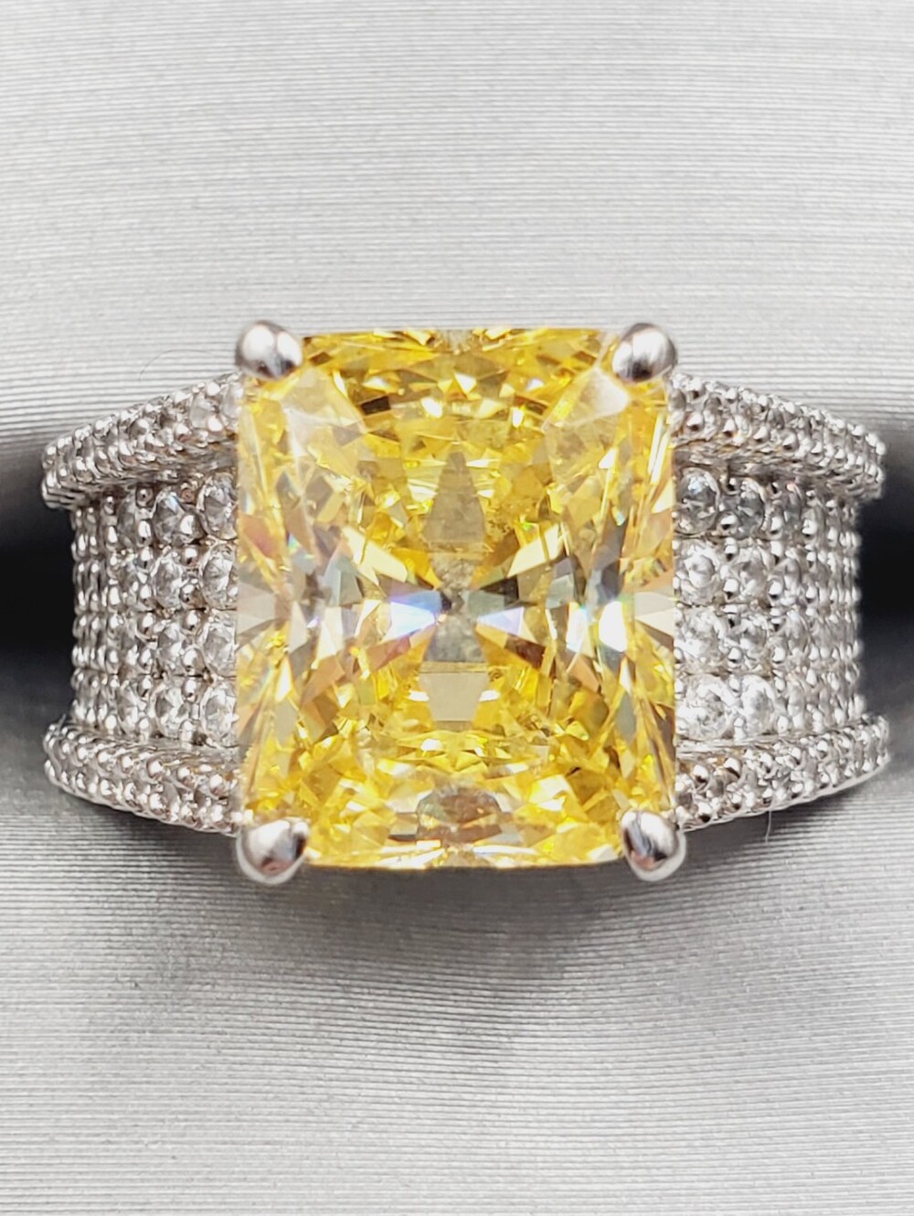 5 Carat Fancy Yellow Canary & White Diamond Simulant Ring - 925 Sterling Silver
